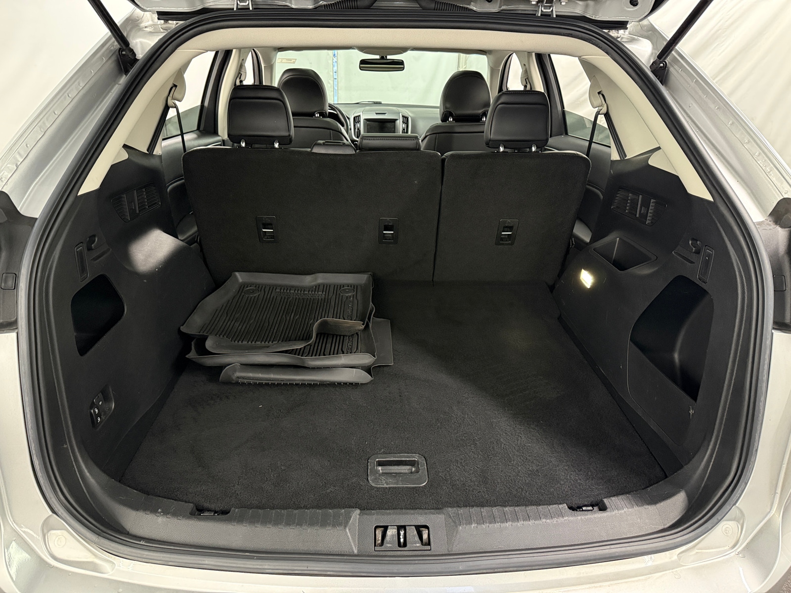 Thumbnail: 2017 Ford Edge - 6