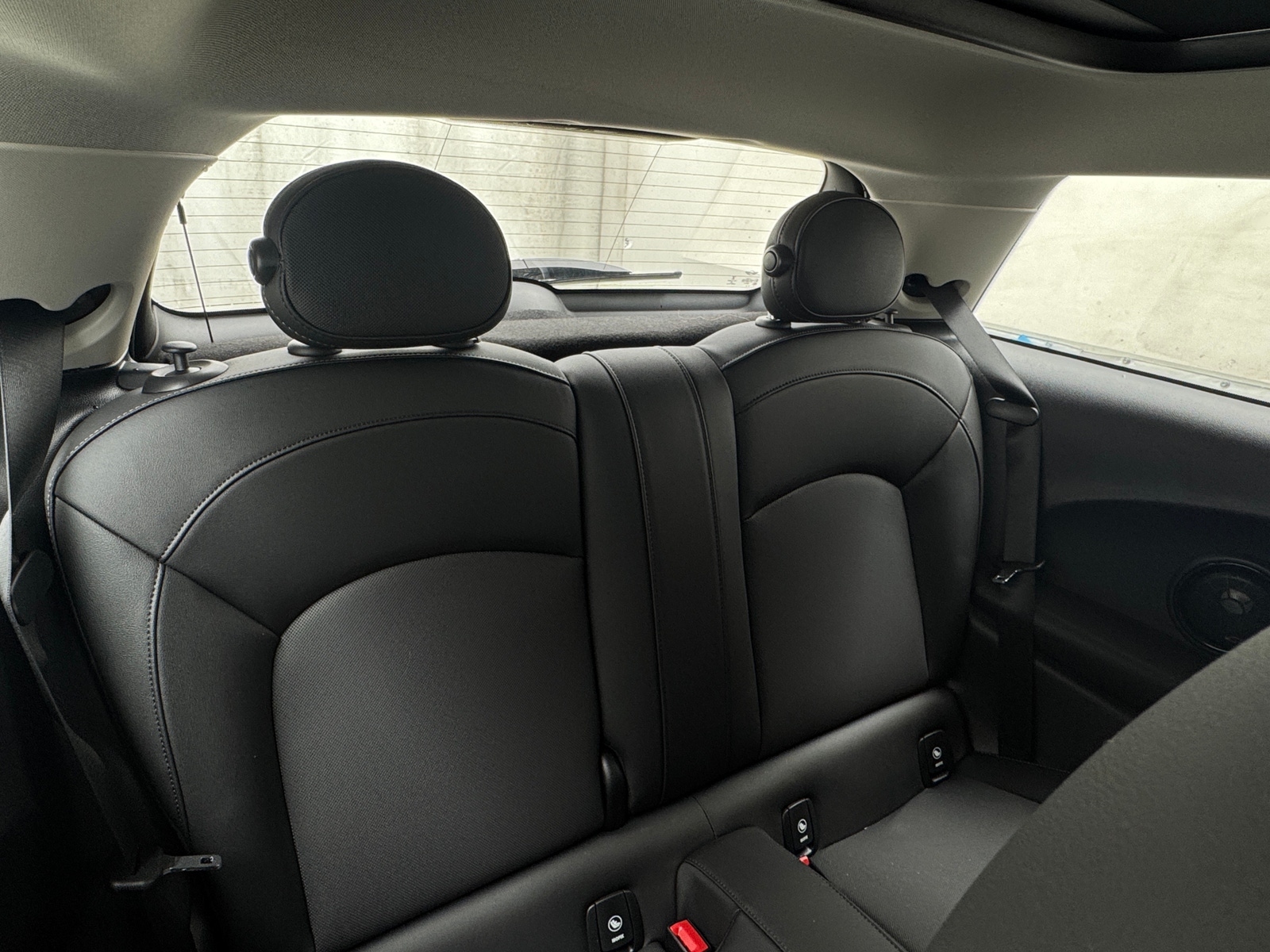 Thumbnail: 2024 MINI Cooper Hardtop - 4