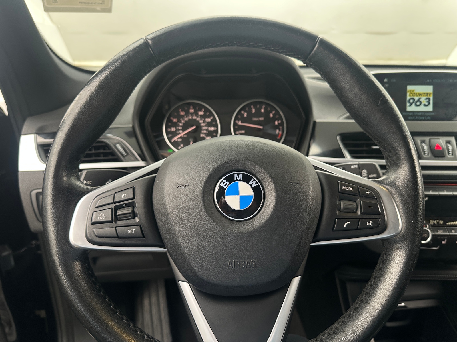 Thumbnail: 2018 BMW X1 - 4