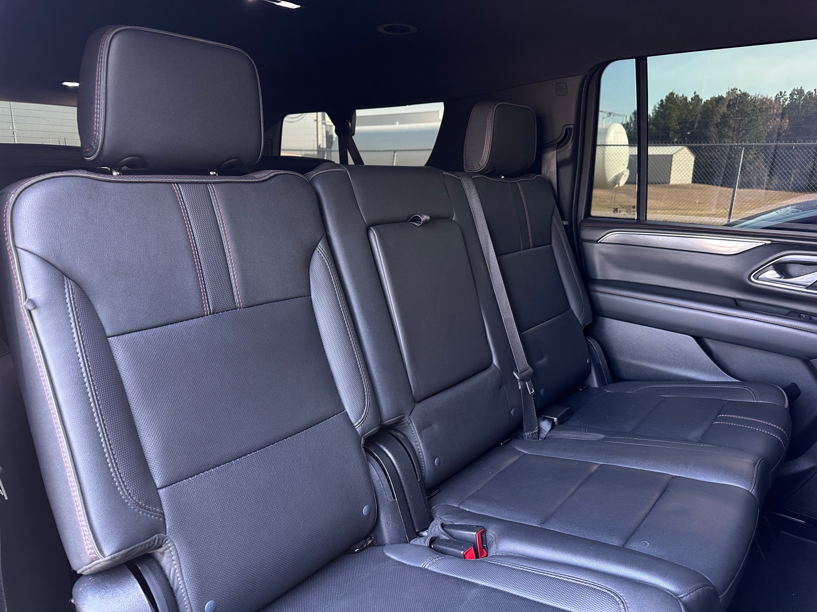 Thumbnail: 2023 Chevrolet Suburban - 5