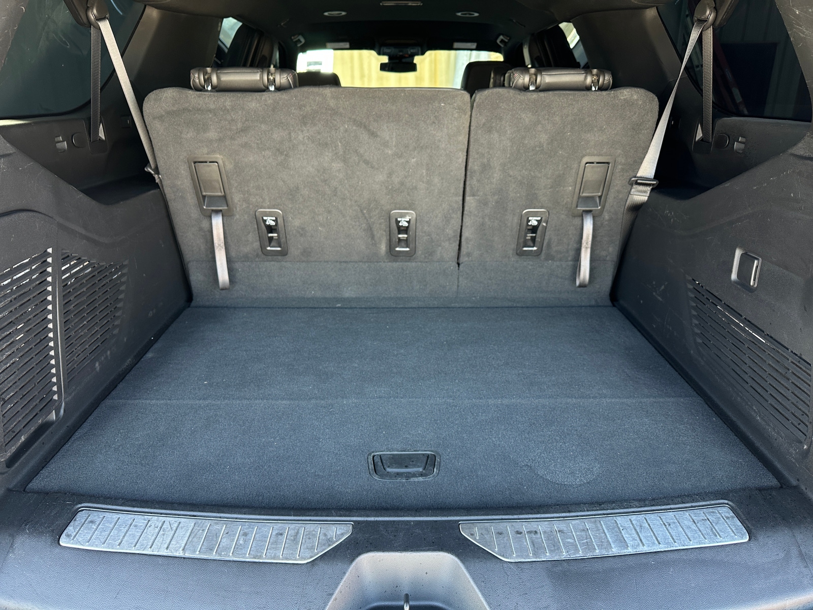 Thumbnail: 2023 Chevrolet Suburban - 6