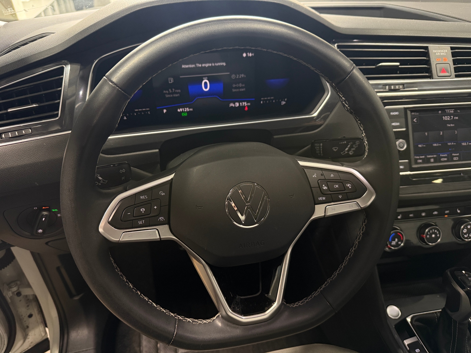 Thumbnail: 2022 Volkswagen Tiguan - 5