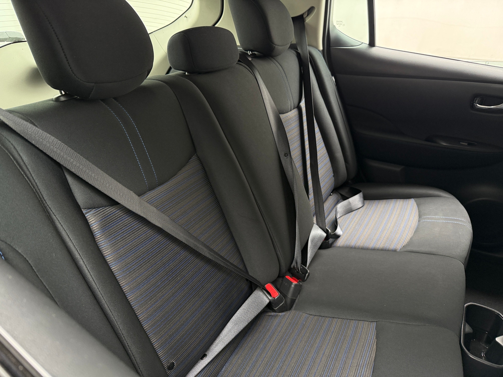 Thumbnail: 2025 Nissan Leaf - 6