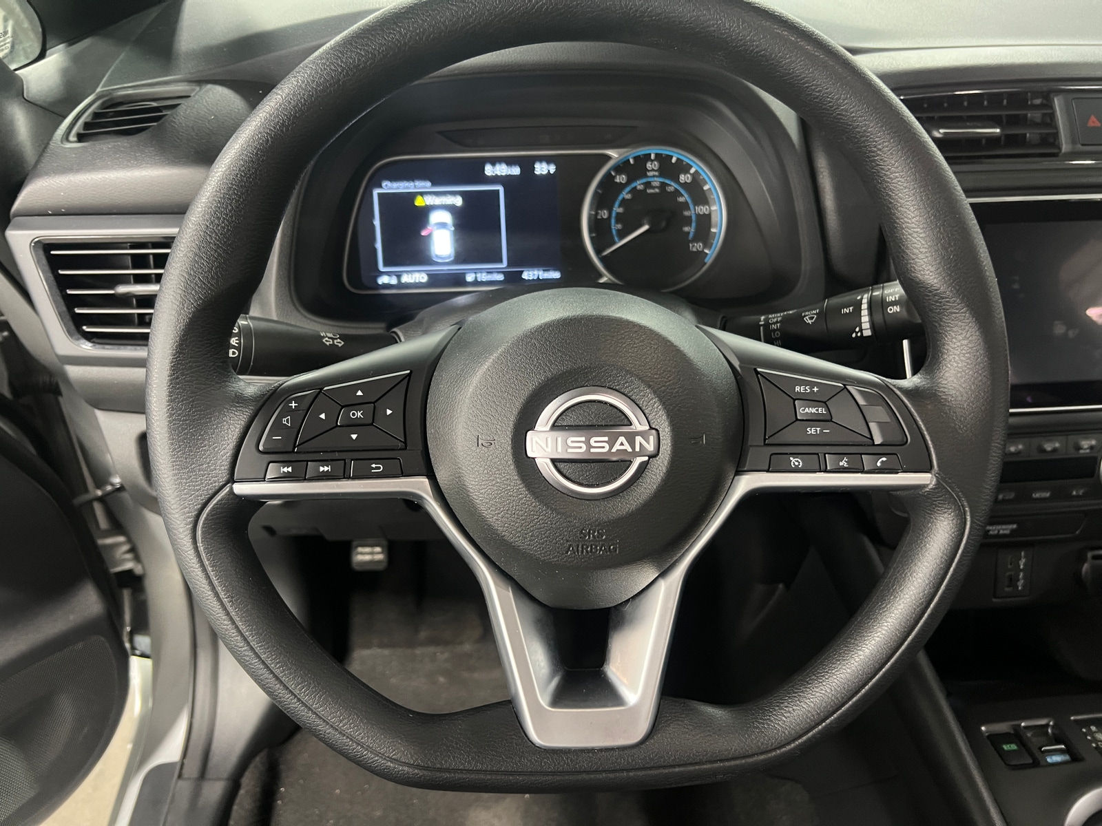 Thumbnail: 2025 Nissan Leaf - 5