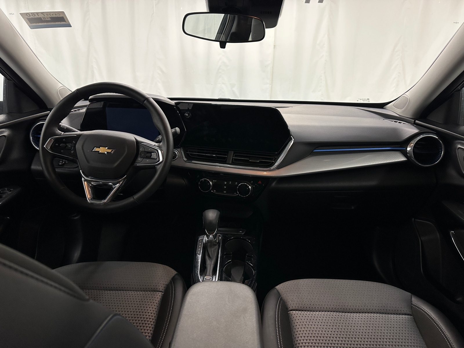 Thumbnail: 2025 Chevrolet Trax - 3