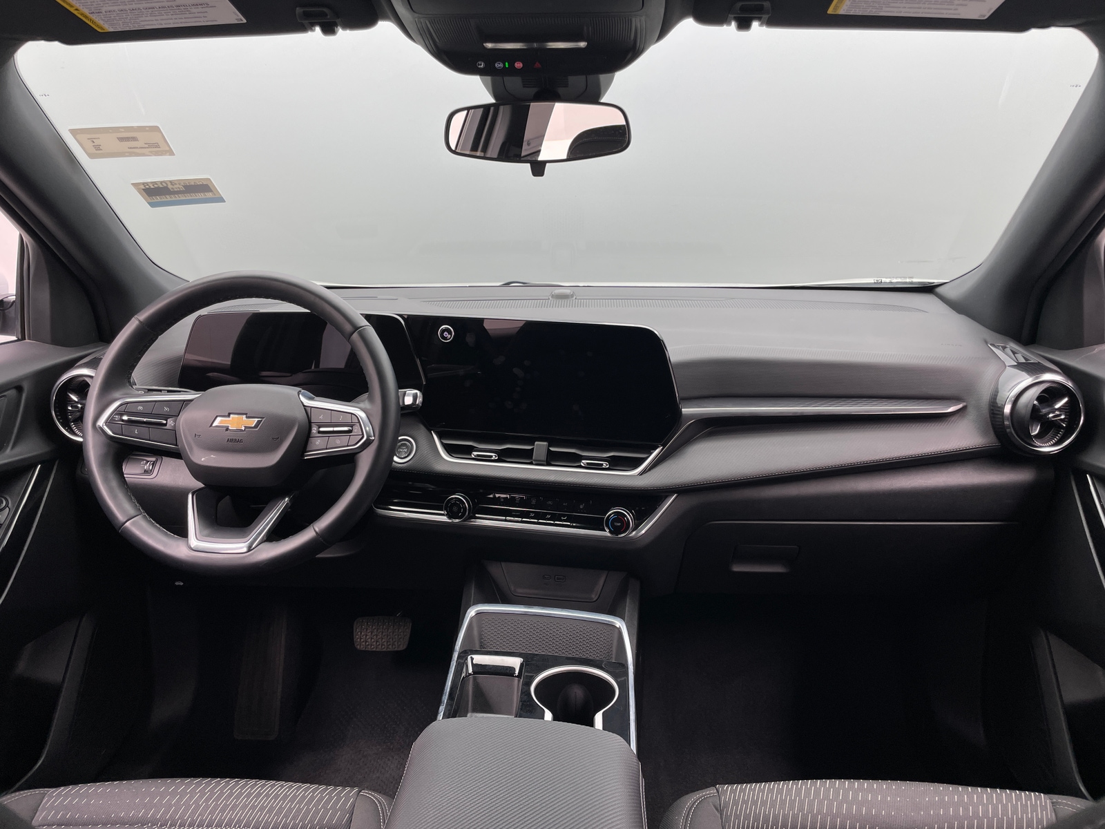 Thumbnail: 2025 Chevrolet Equinox - 3