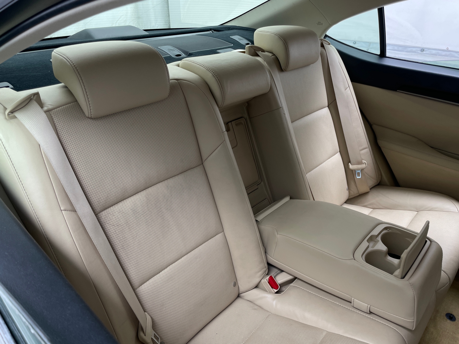 Thumbnail: 2015 Lexus ES - 5