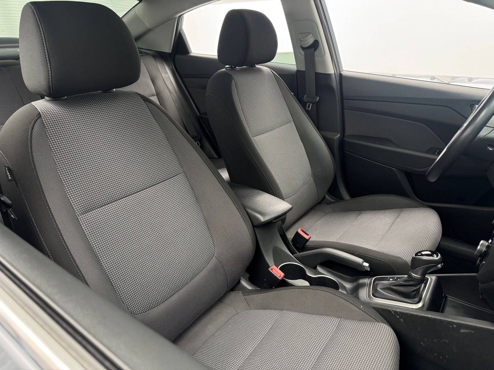 Thumbnail: 2019 Hyundai Accent - 2