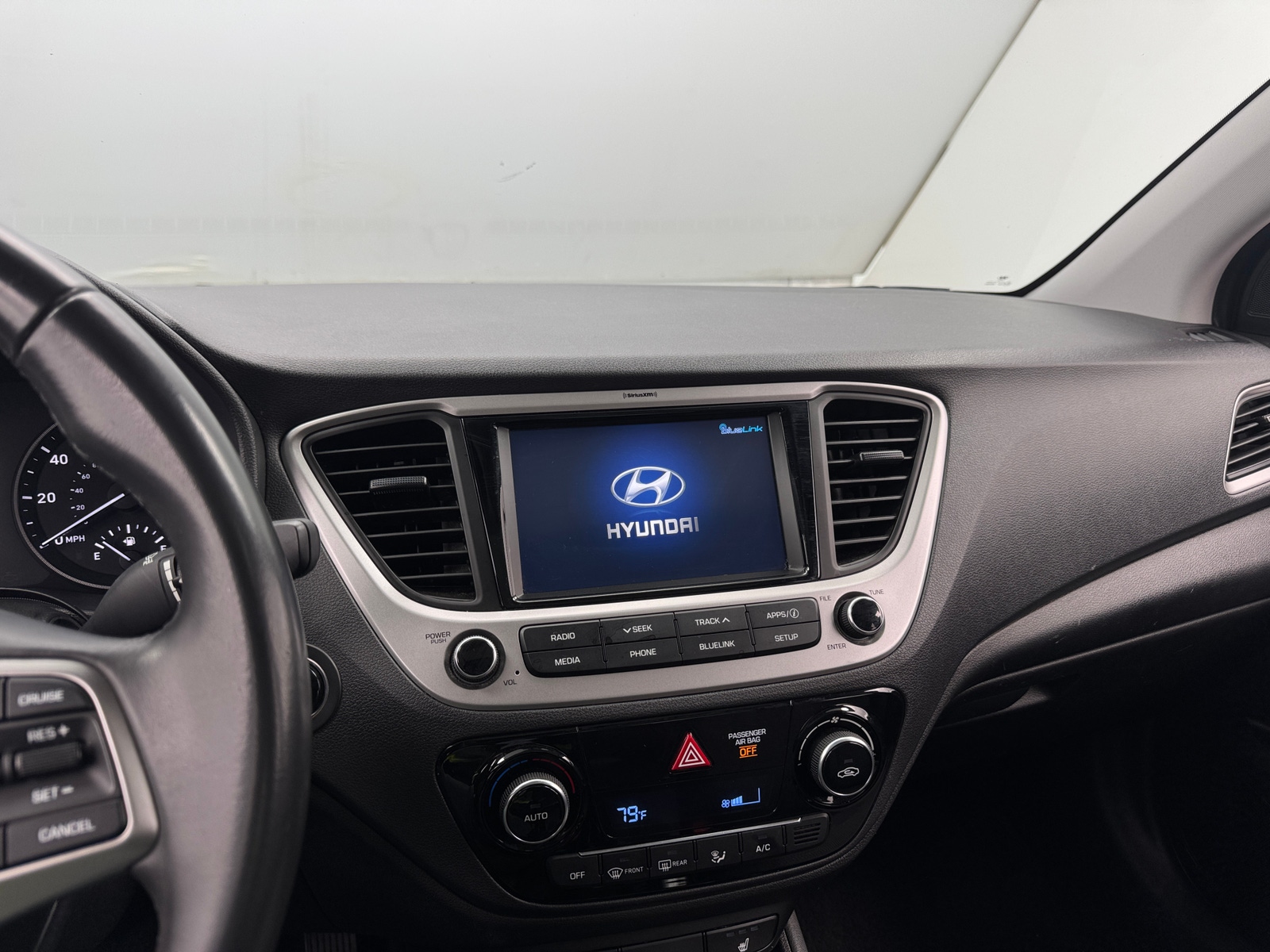 Thumbnail: 2019 Hyundai Accent - 4