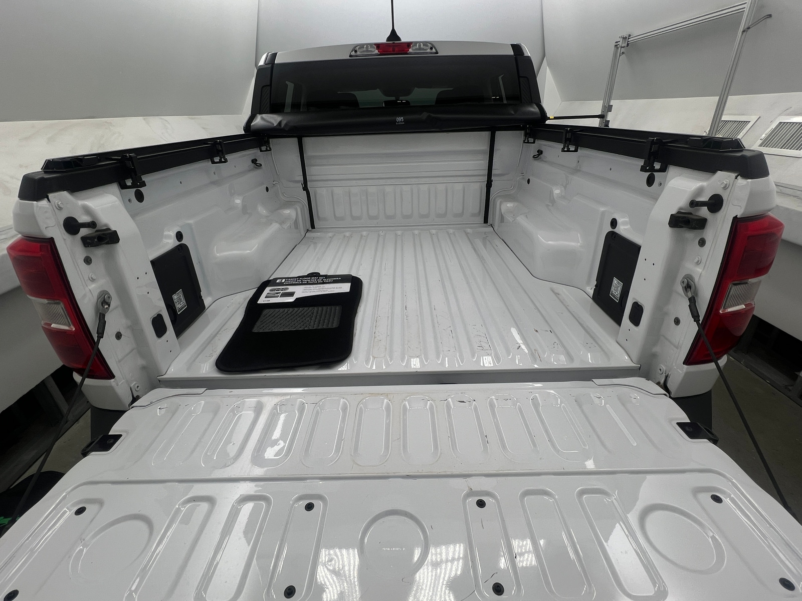 Thumbnail: 2025 Ford Maverick - 7