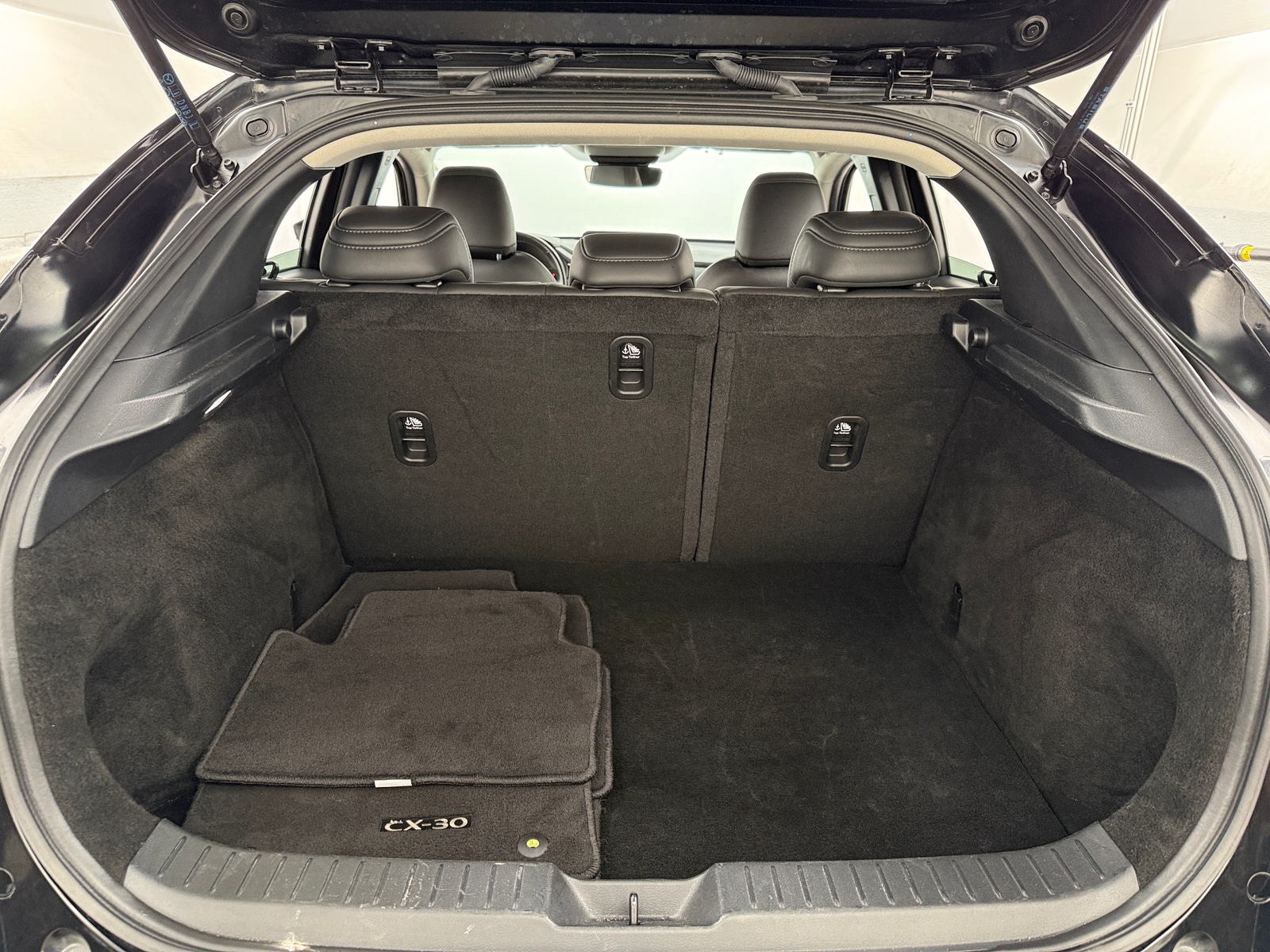 Thumbnail: 2025 Mazda CX-30 - 6