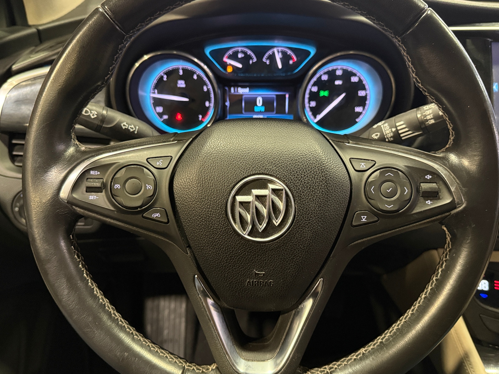 Thumbnail: 2017 Buick Envision - 4