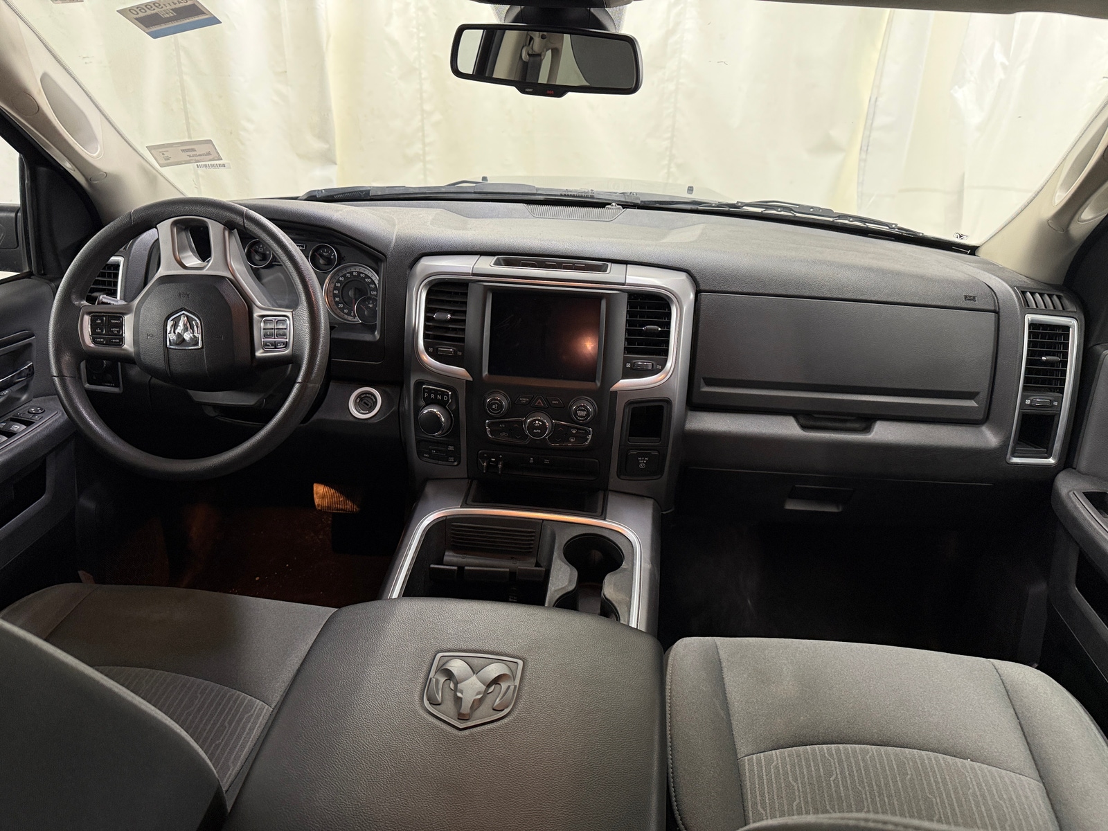 Thumbnail: 2023 RAM 1500 Classic - 3