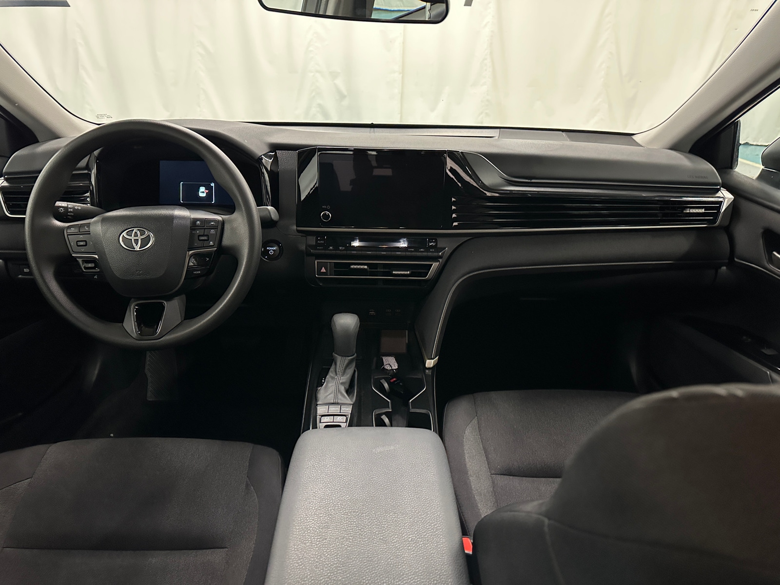 Thumbnail: 2025 Toyota Camry - 3