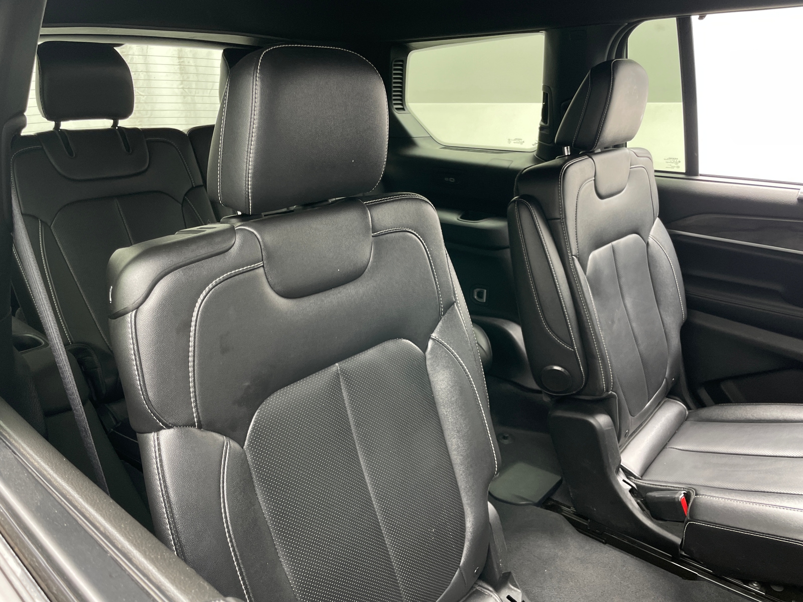 Thumbnail: 2024 Jeep Grand Cherokee L - 5