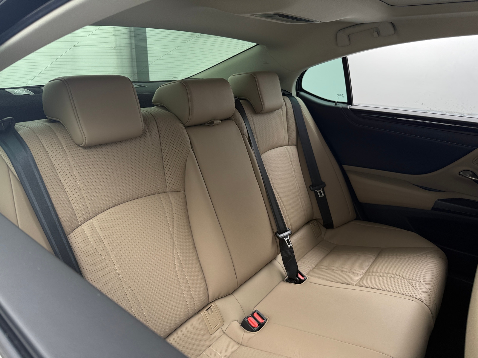 Thumbnail: 2019 Lexus ES - 6