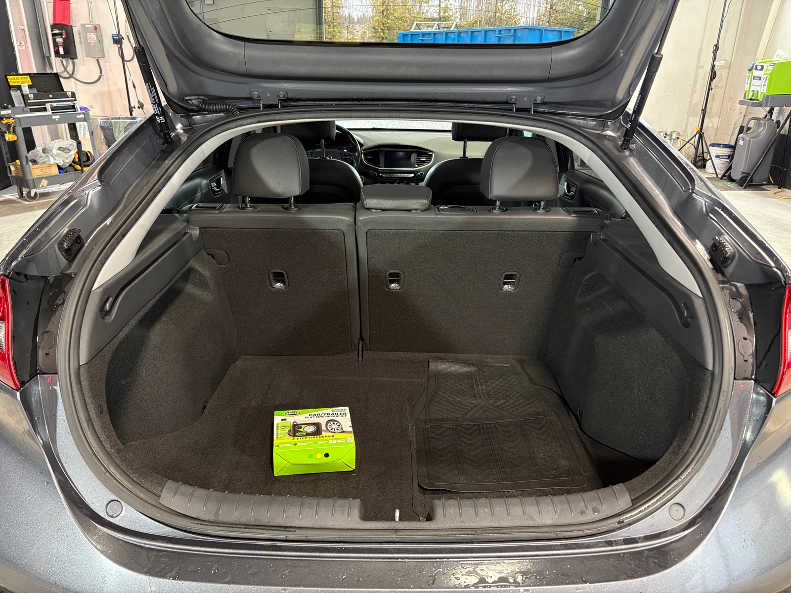 Thumbnail: 2017 Hyundai Ioniq - 6