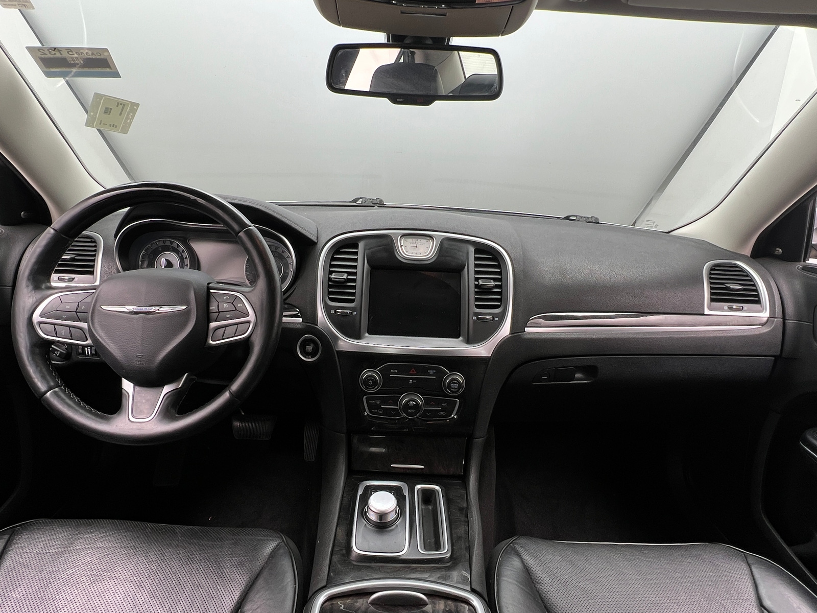 Thumbnail: 2018 Chrysler 300 - 2