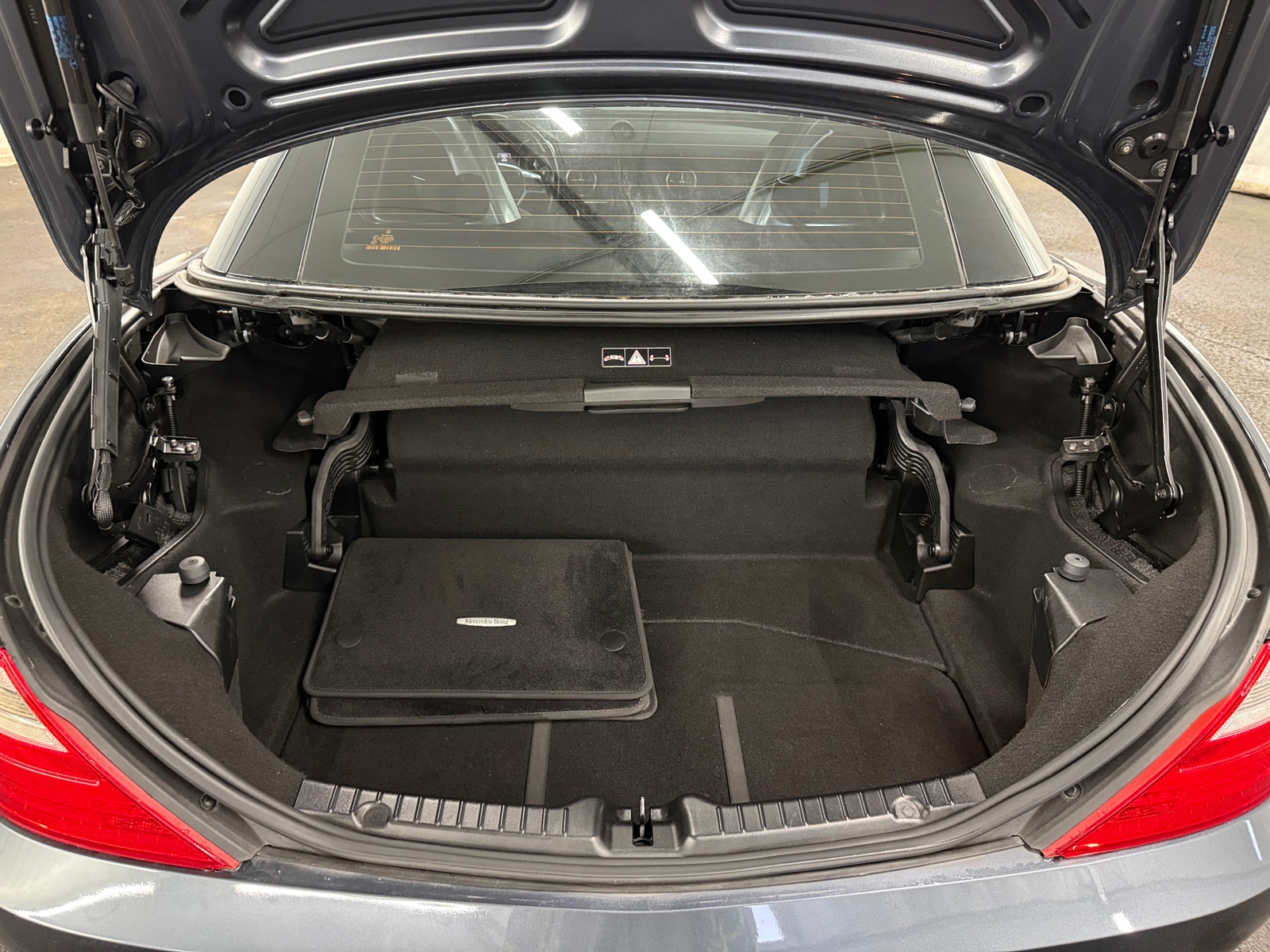 Thumbnail: 2014 Mercedes-Benz SLK - 5