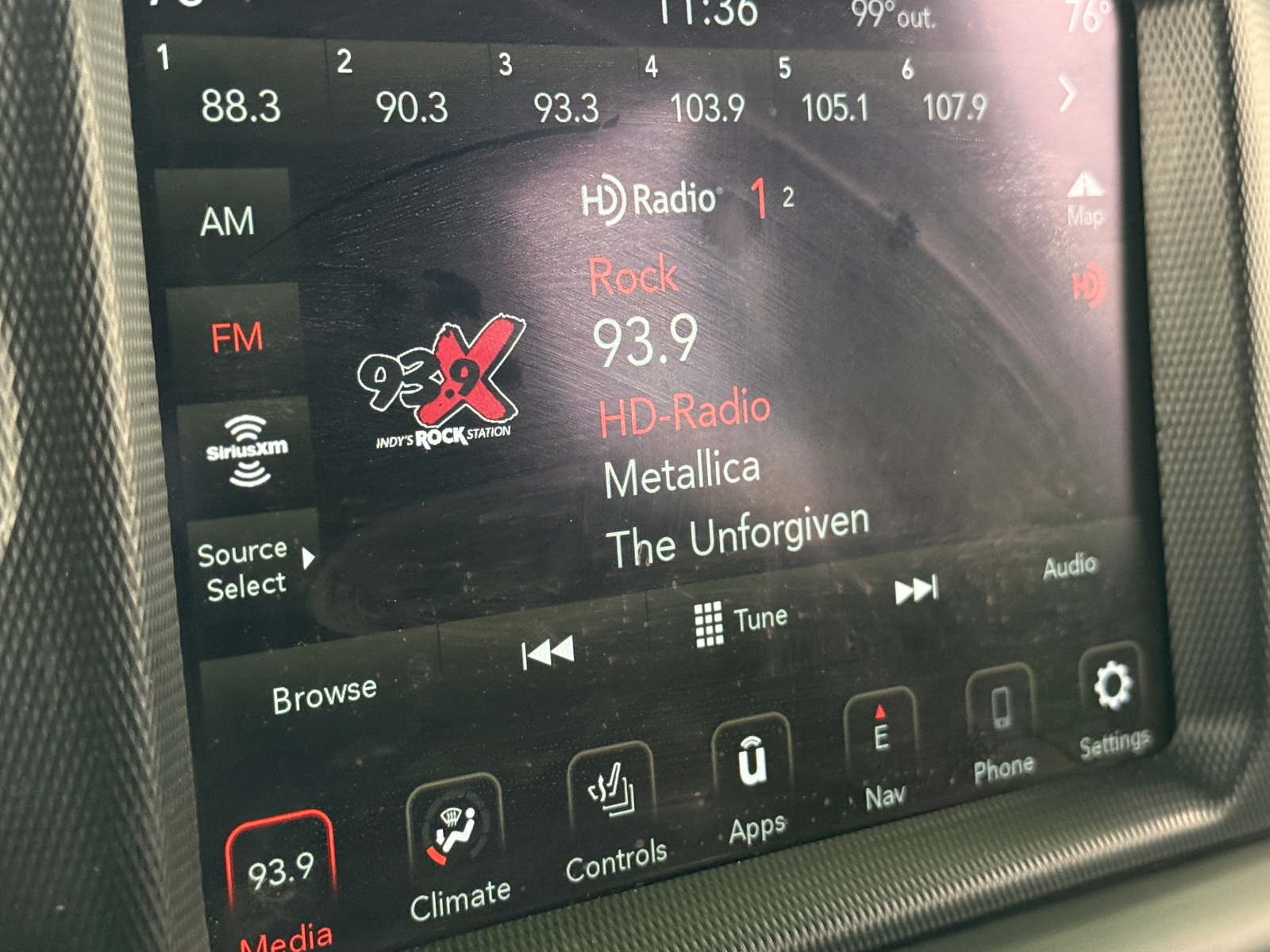 Thumbnail: 2021 Jeep Wrangler - 3