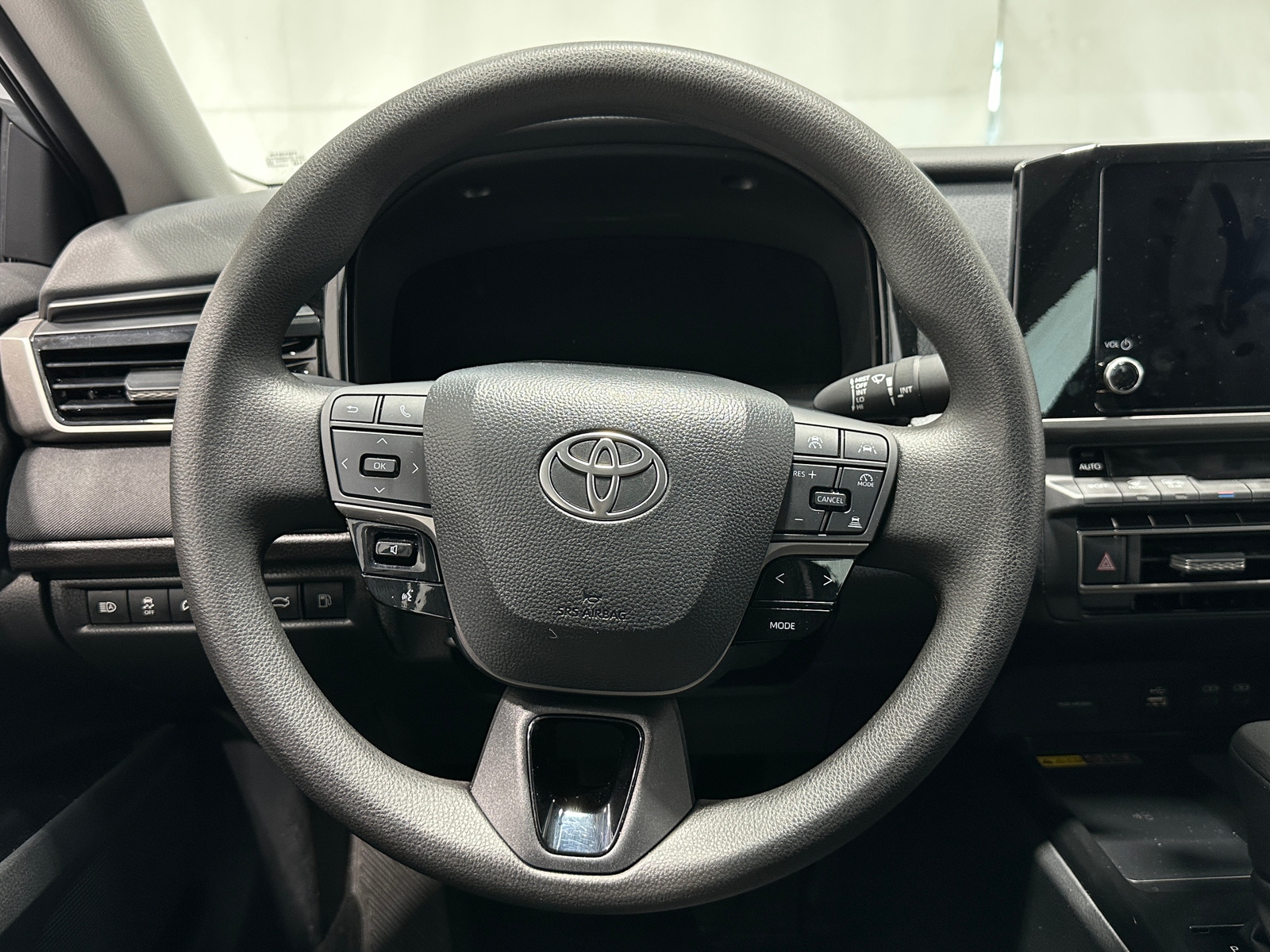 Thumbnail: 2025 Toyota Camry - 5