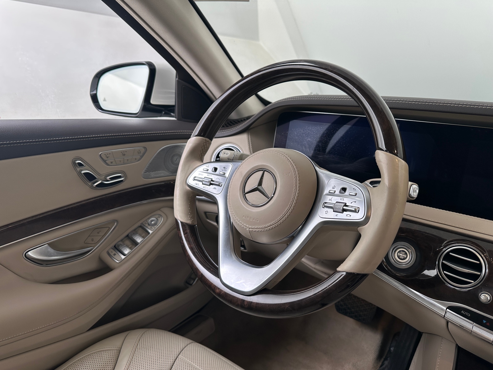 Thumbnail: 2018 Mercedes-Benz S-Class - 4