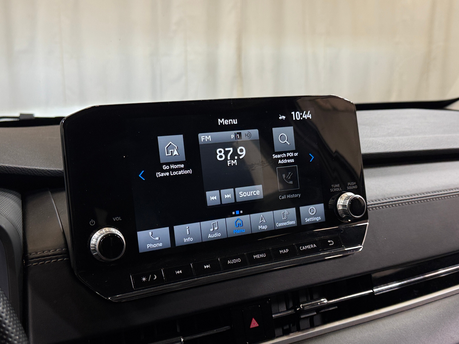 Thumbnail: 2022 Mitsubishi Outlander - 3