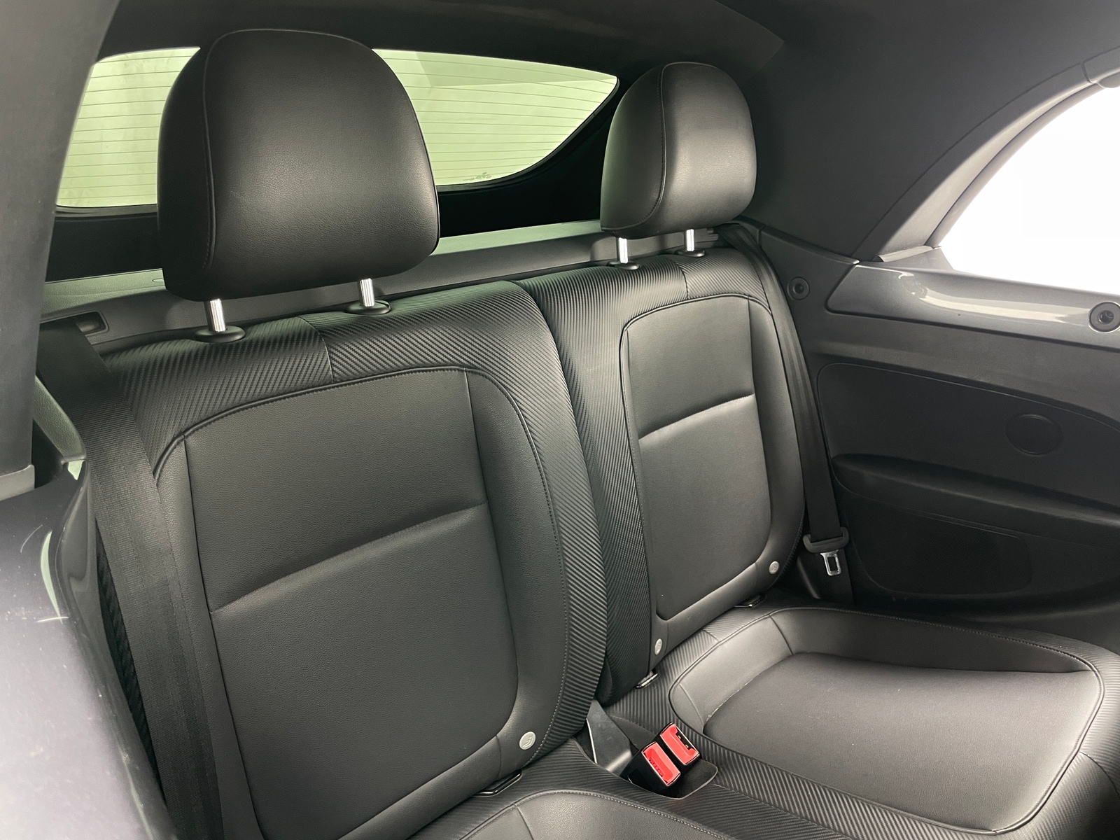 Thumbnail: 2013 Volkswagen Beetle - 6