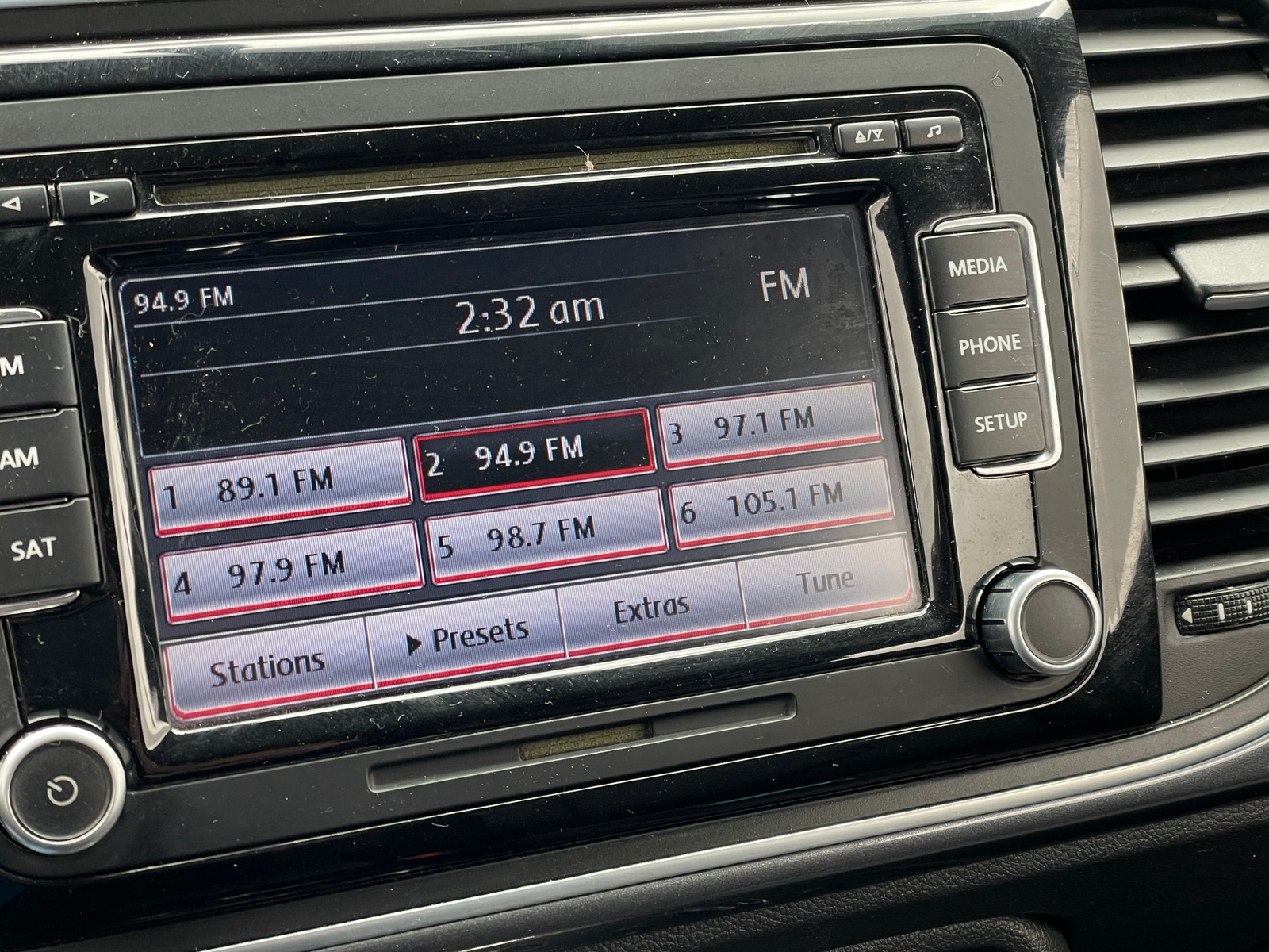 Thumbnail: 2013 Volkswagen Beetle - 4