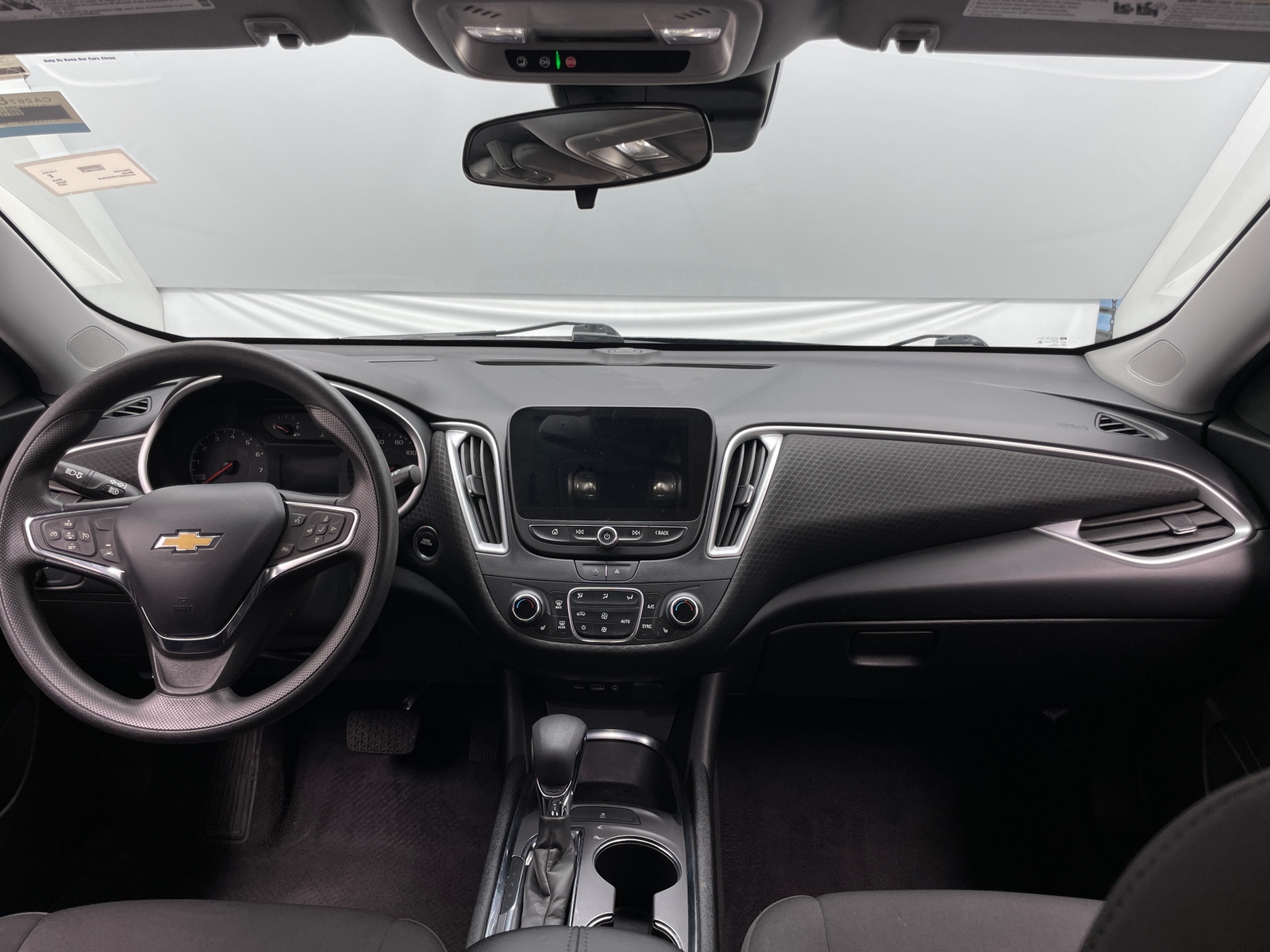 Thumbnail: 2023 Chevrolet Malibu - 3