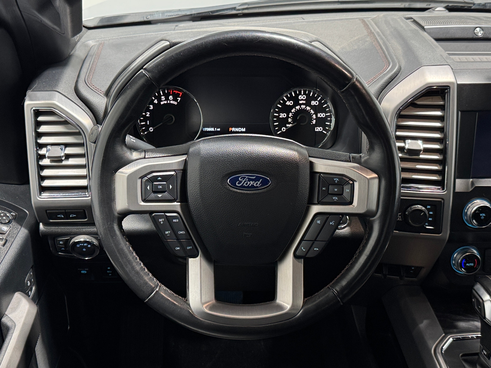 Thumbnail: 2019 Ford Econoline - 4