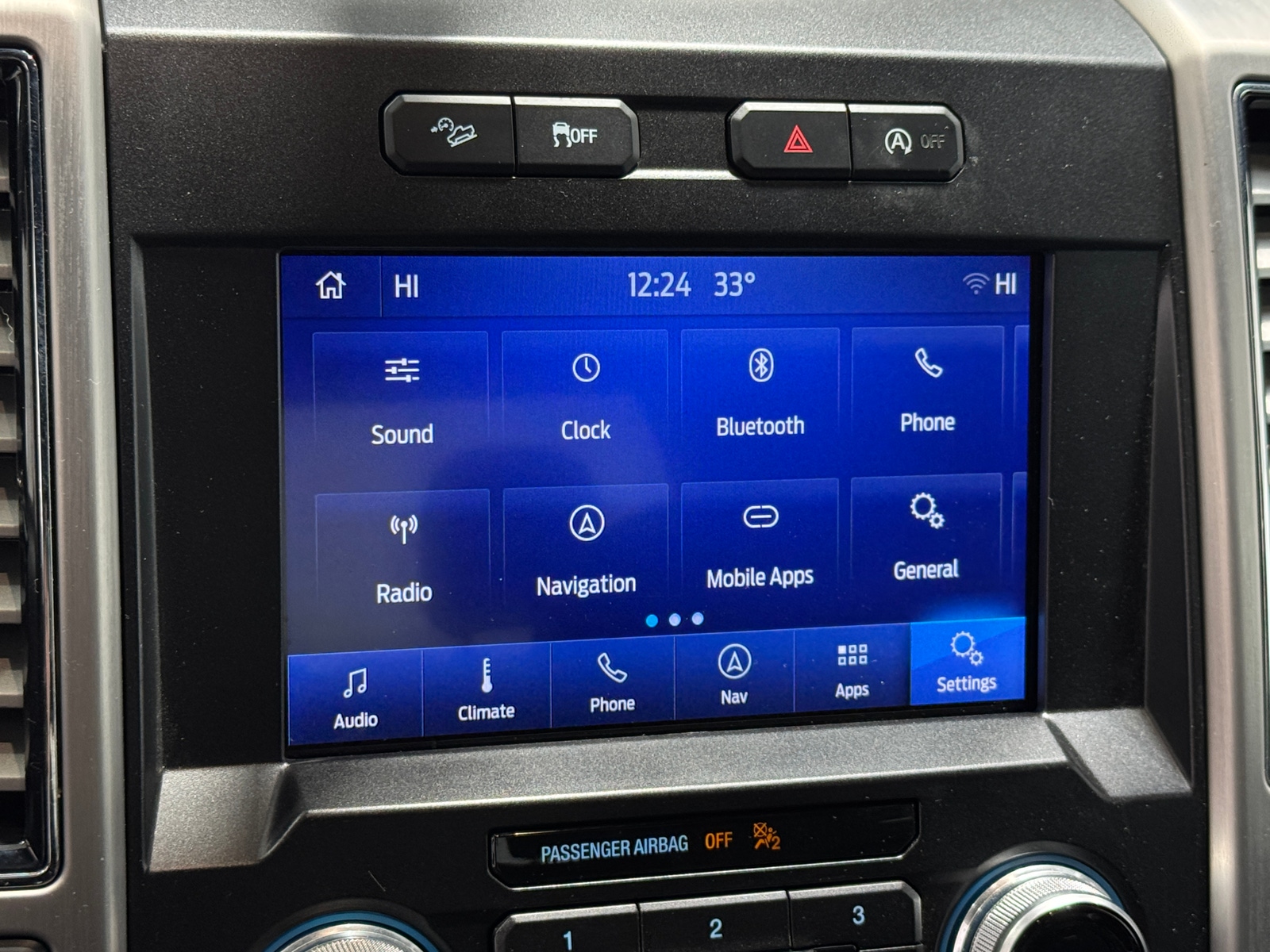 Thumbnail: 2019 Ford Econoline - 3