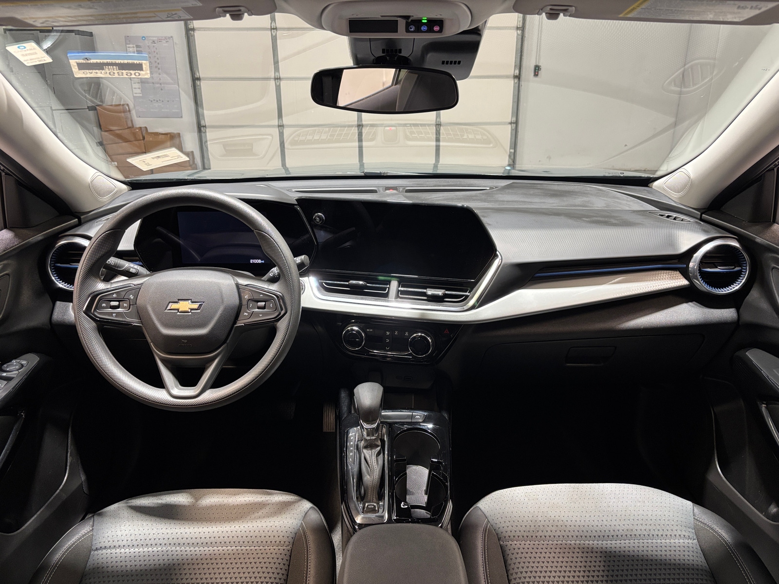 Thumbnail: 2025 Chevrolet Trax - 3