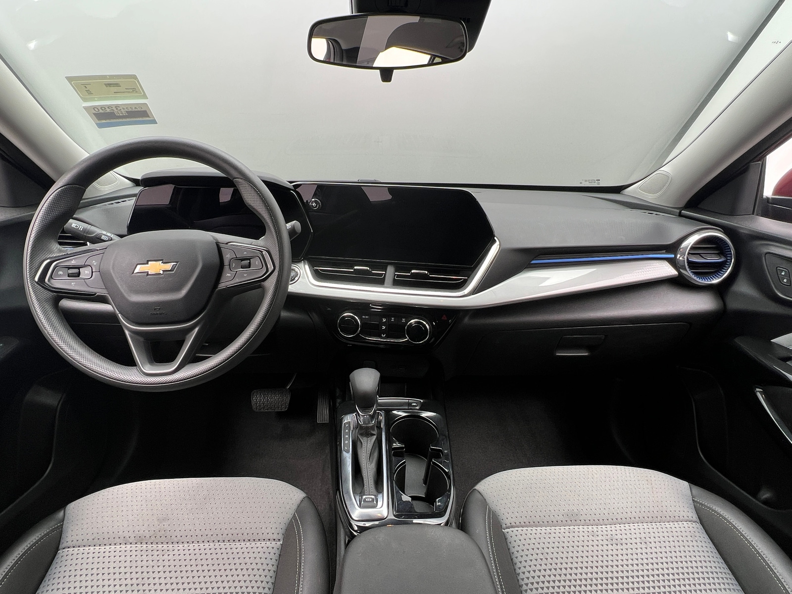 Thumbnail: 2025 Chevrolet Trax - 3
