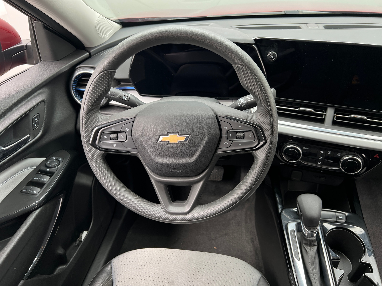 Thumbnail: 2025 Chevrolet Trax - 5