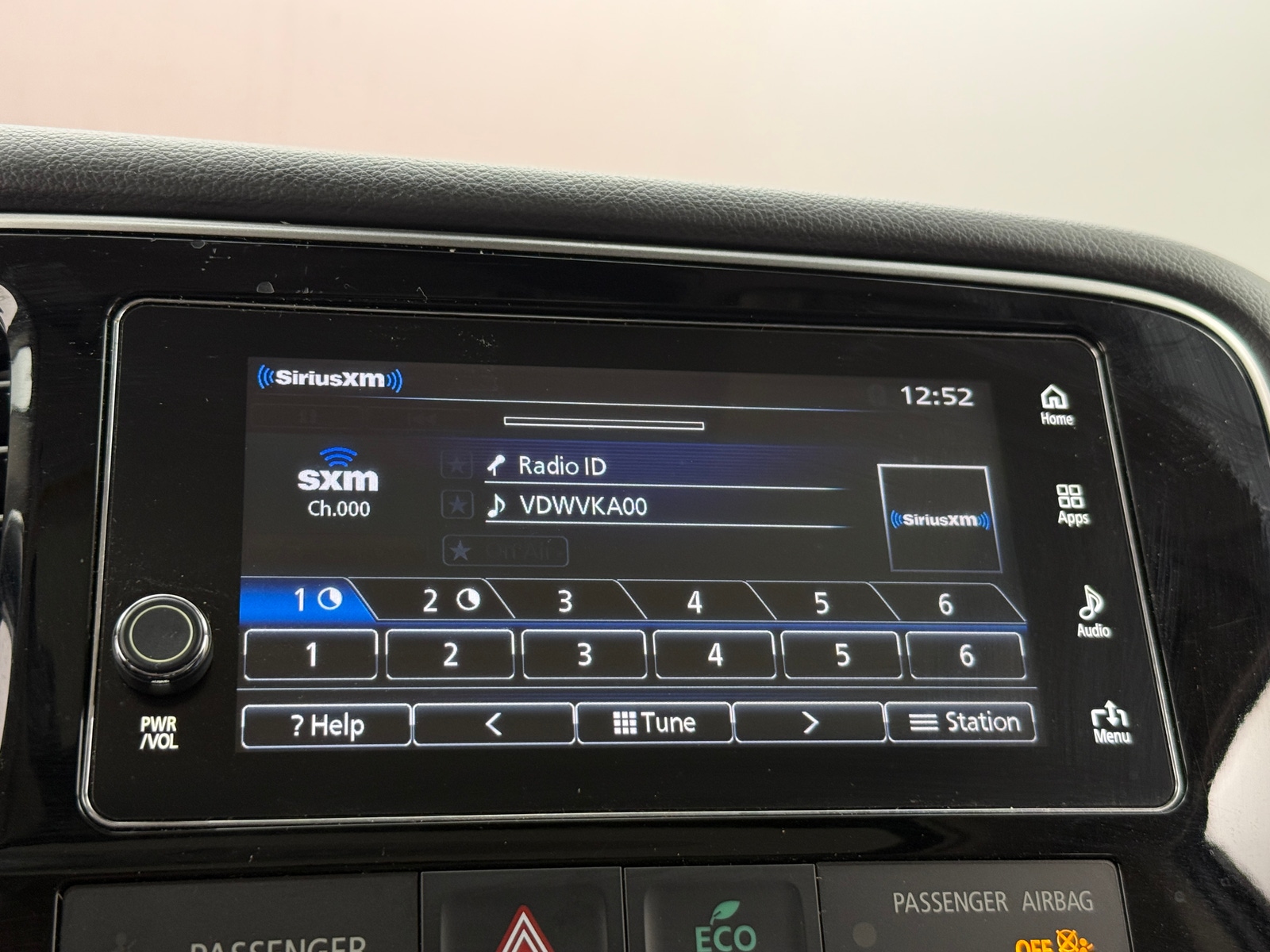 Thumbnail: 2018 Mitsubishi Outlander - 3