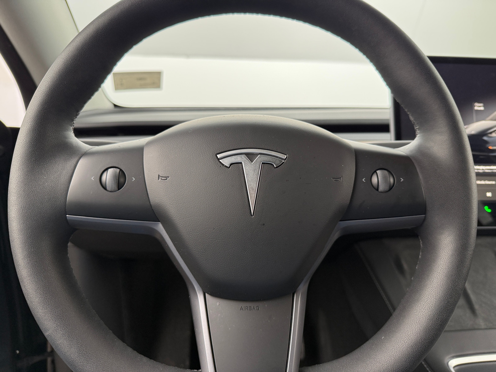 Thumbnail: 2024 Tesla Model Y - 4