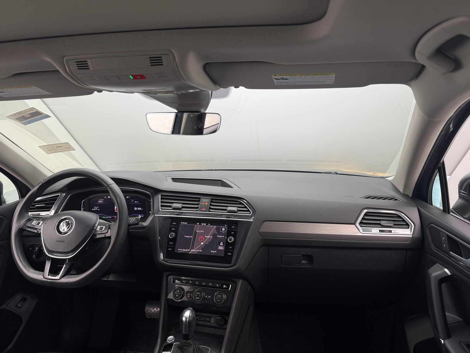 Thumbnail: 2020 Volkswagen Tiguan - 2