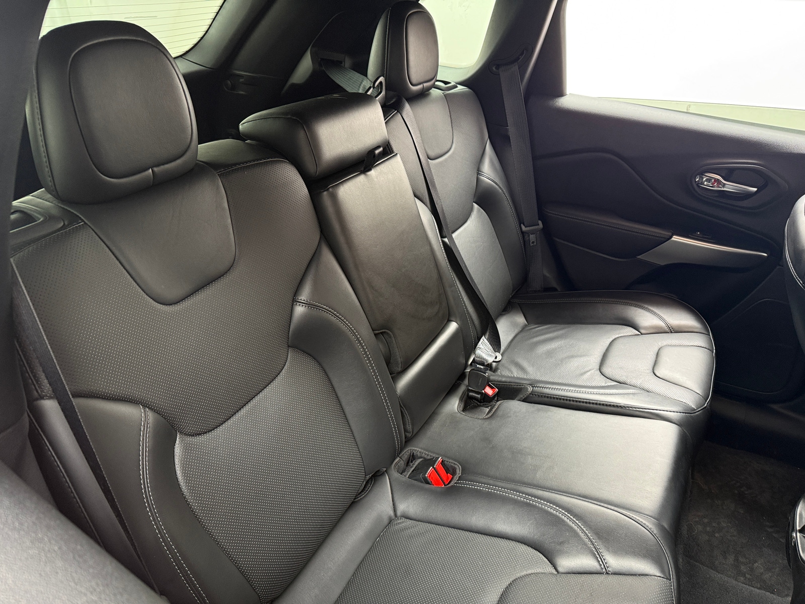 Thumbnail: 2021 Jeep Cherokee - 5