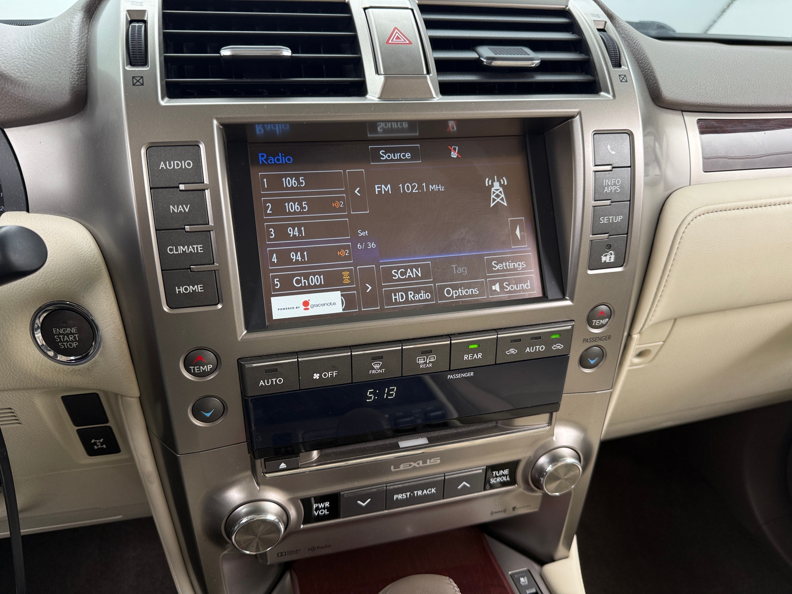 Thumbnail: 2015 Lexus GX - 3