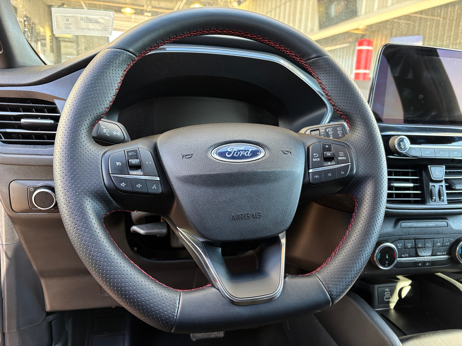 Thumbnail: 2025 Ford Escape - 5