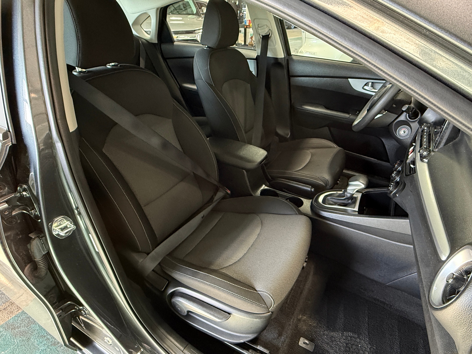 Thumbnail: 2024 Kia Forte - 2