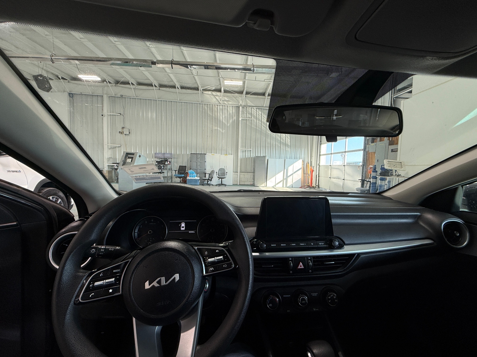 Thumbnail: 2024 Kia Forte - 3