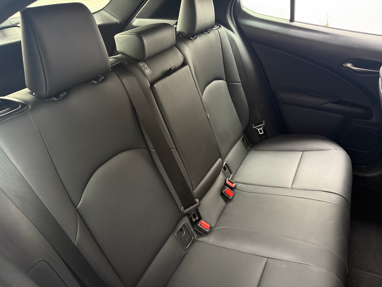 Thumbnail: 2021 Lexus UX - 5