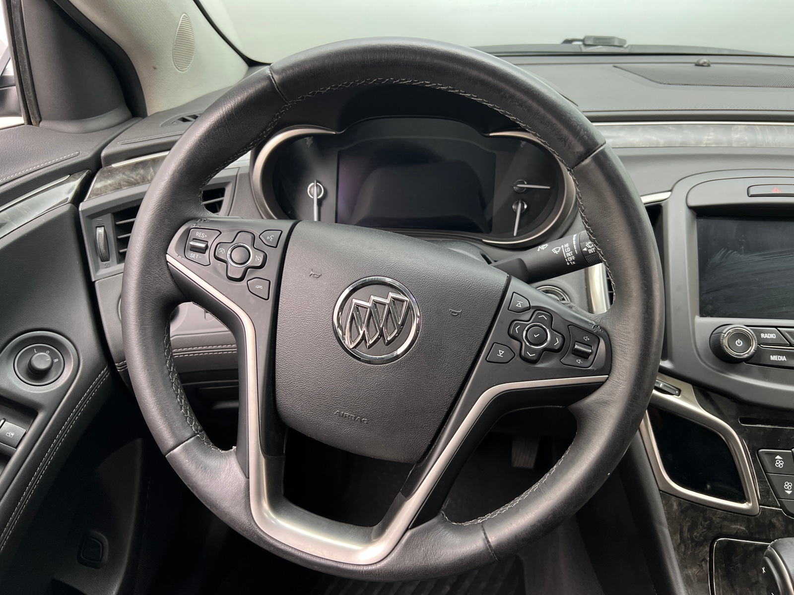 Thumbnail: 2016 Buick LaCrosse - 4