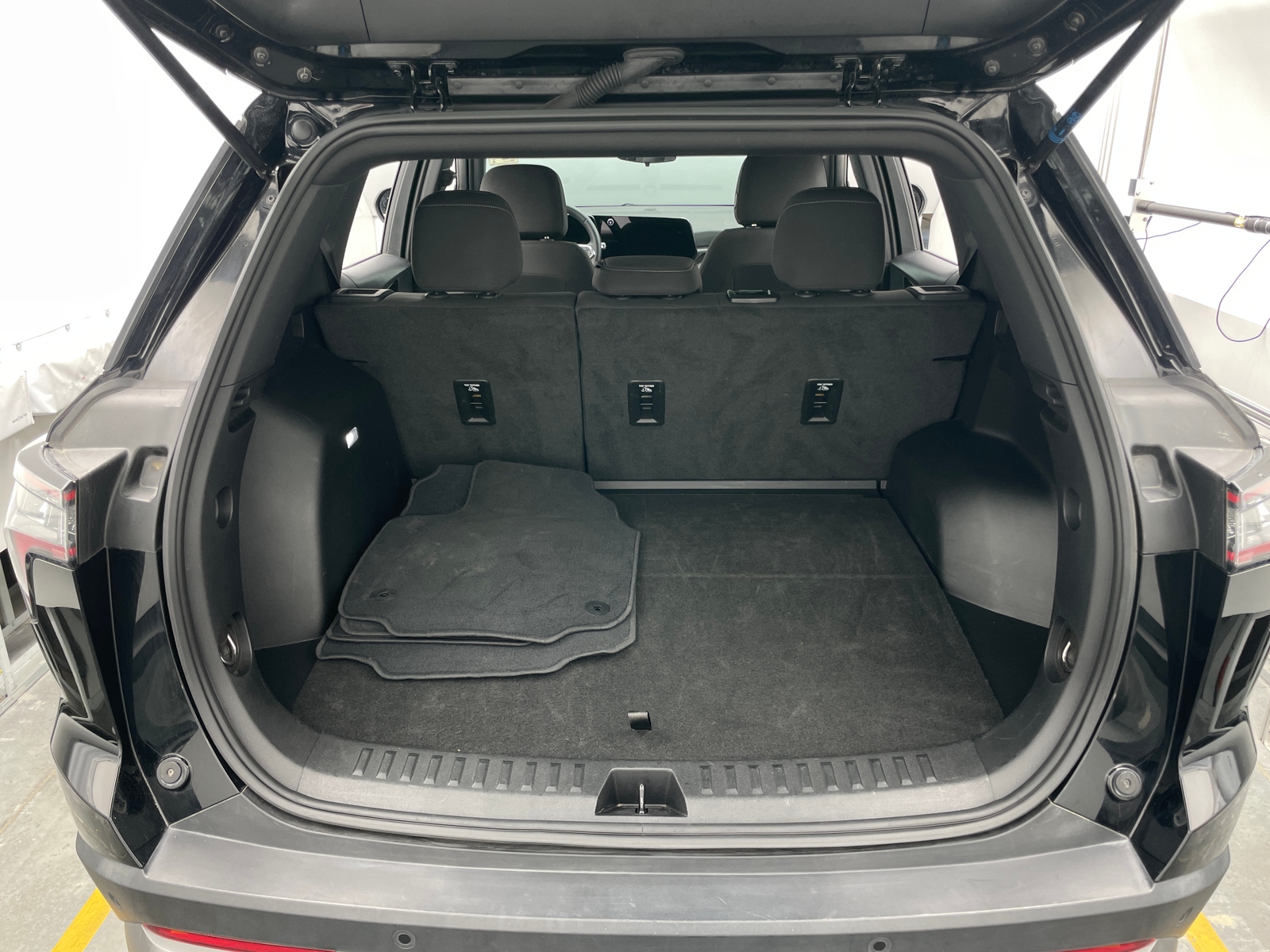 Thumbnail: 2025 Chevrolet Equinox - 7