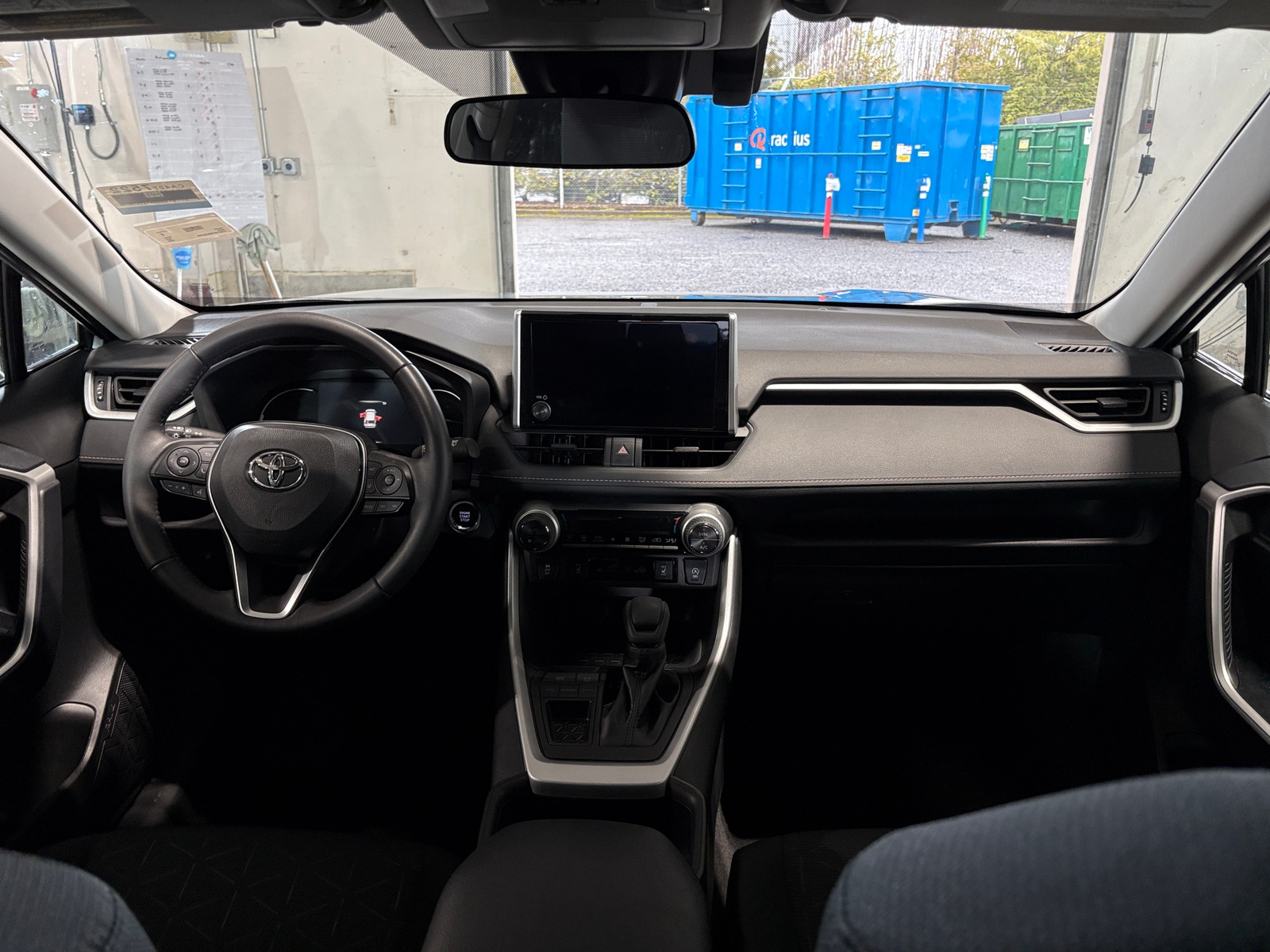 Thumbnail: 2025 Toyota RAV4 - 3