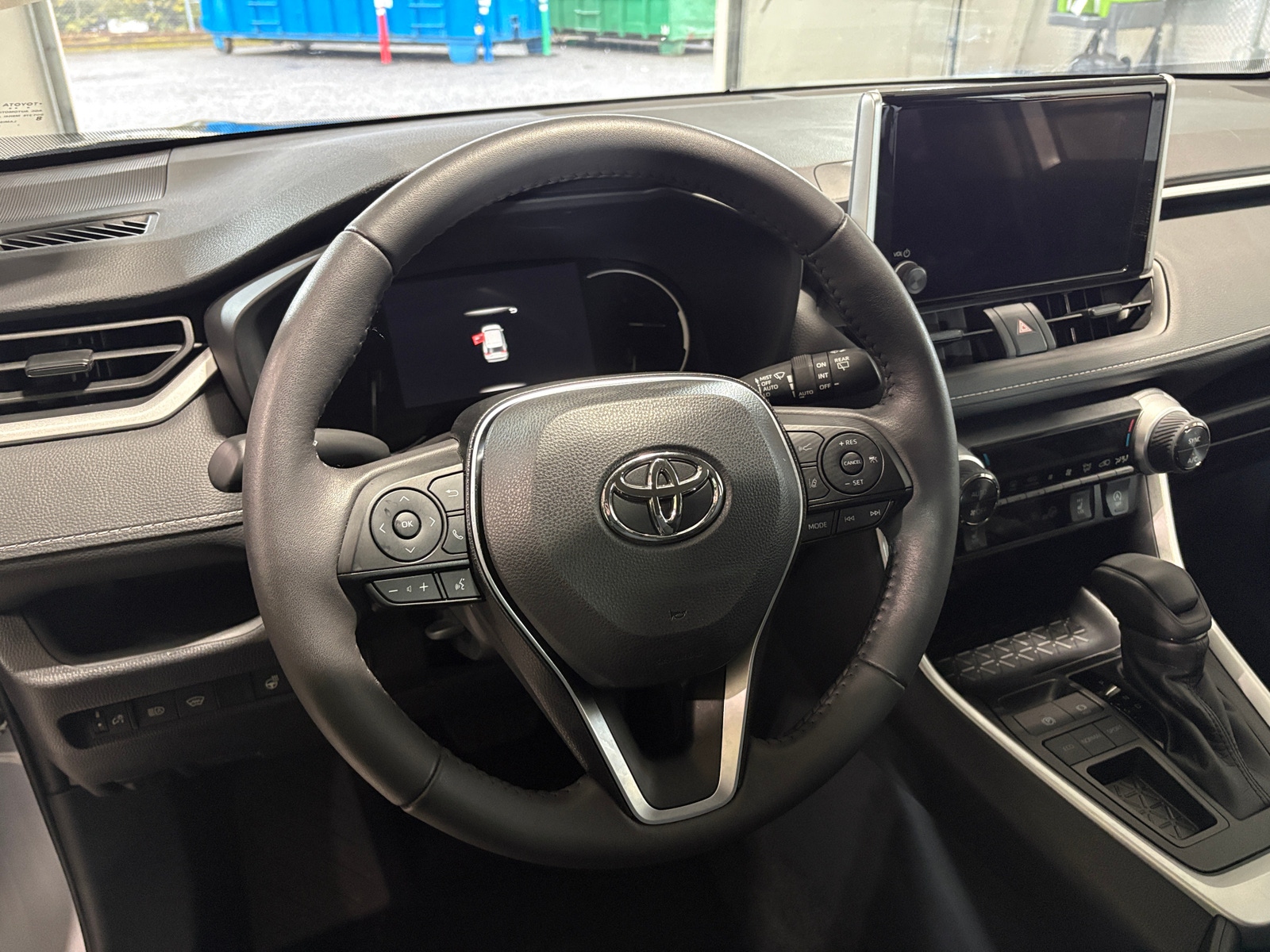 Thumbnail: 2025 Toyota RAV4 - 5