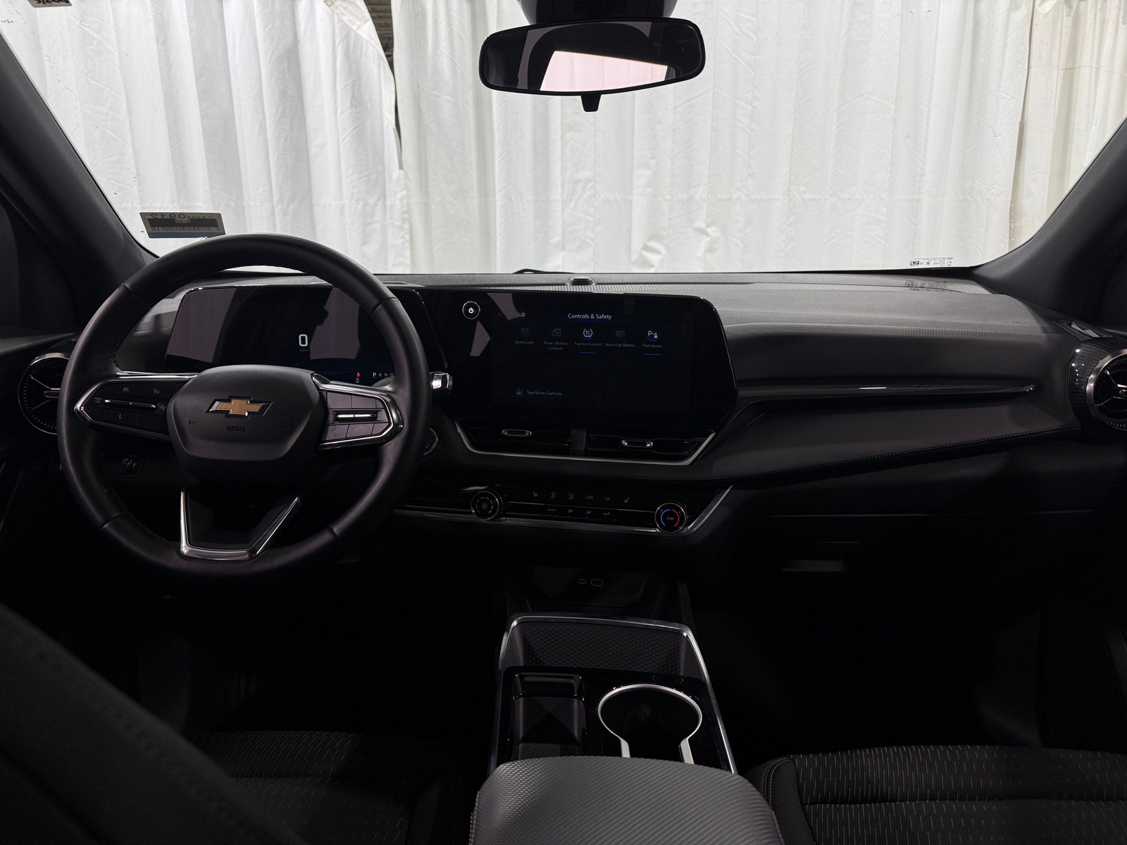 Thumbnail: 2025 Chevrolet Equinox - 3