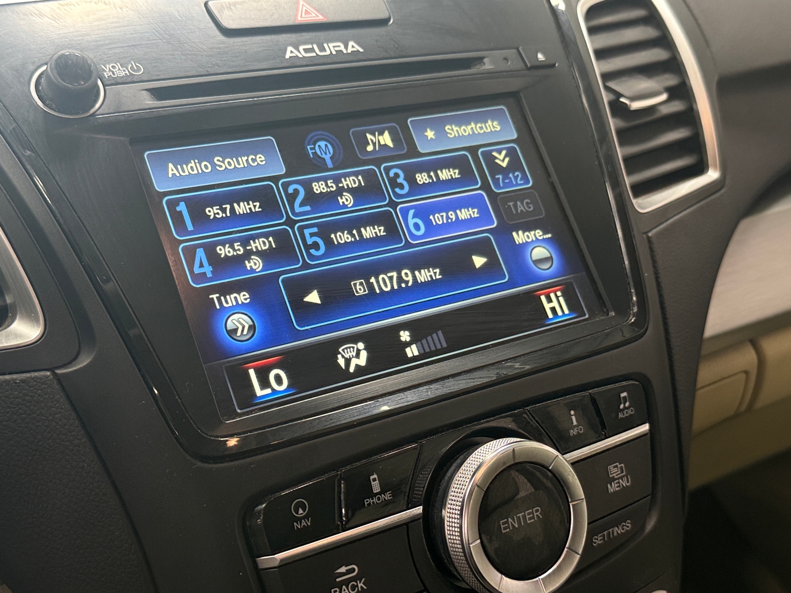 Thumbnail: 2017 Acura RDX - 3